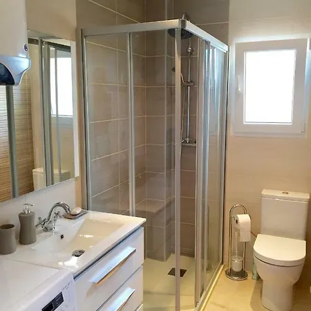 Perlas - 1º Linea Apartman *