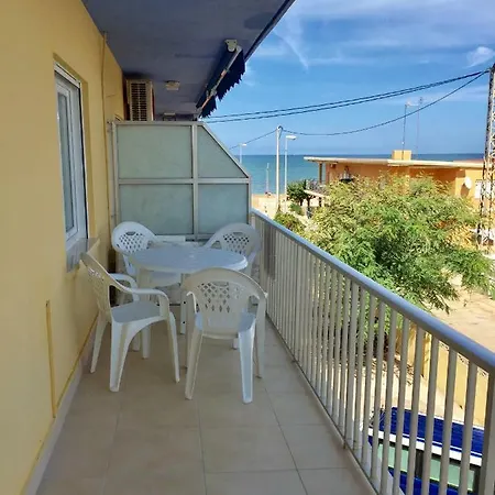 Perlas - 1º Linea Apartman *